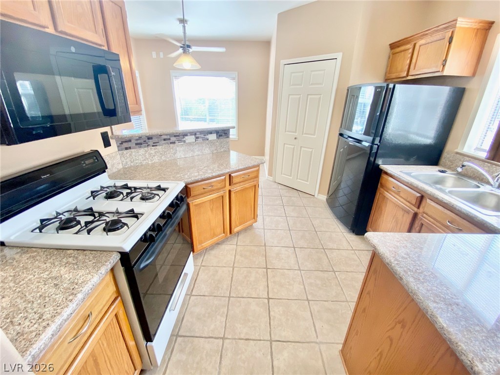 Photo 8 of 20, 5525 W Flamingo Road #2009