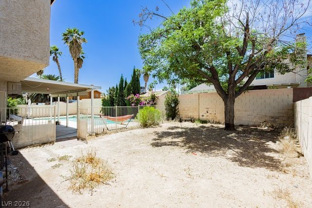 Photo 36 of 37, 5445 El Roble Court