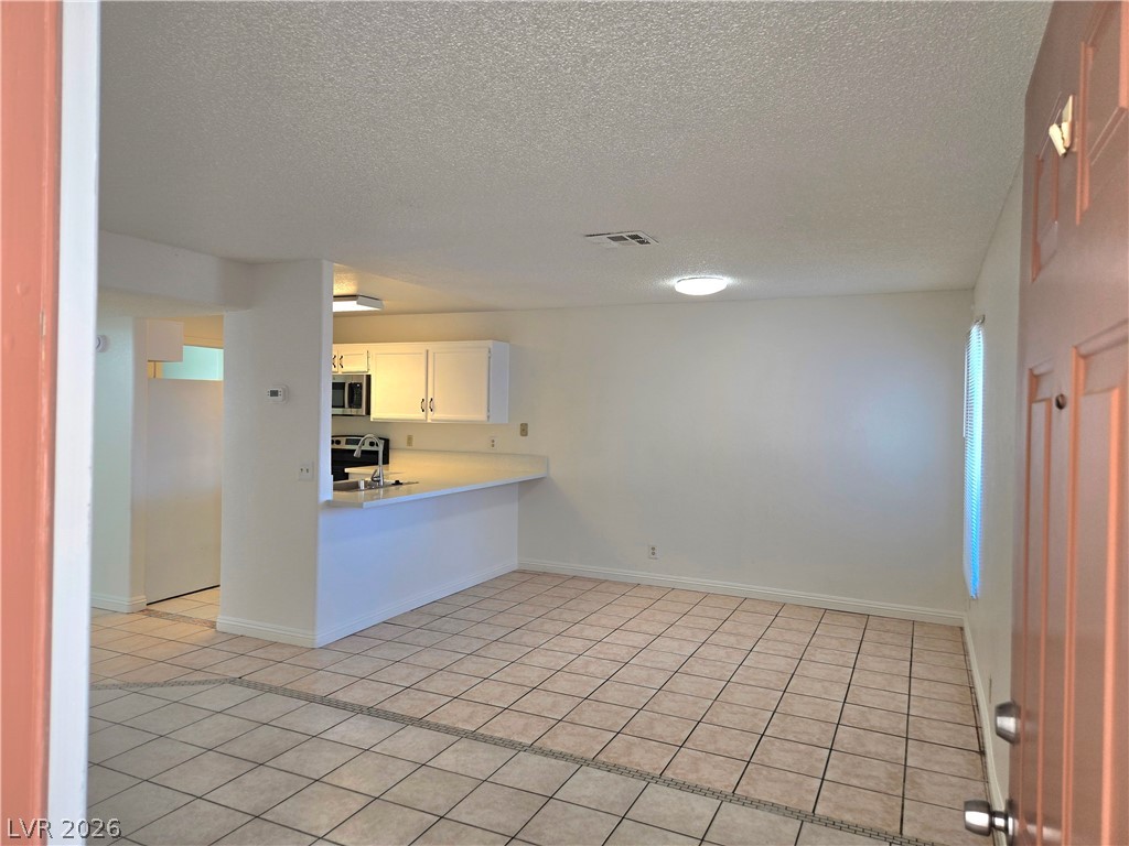 Photo 4 of 1800 Edmond Street #145