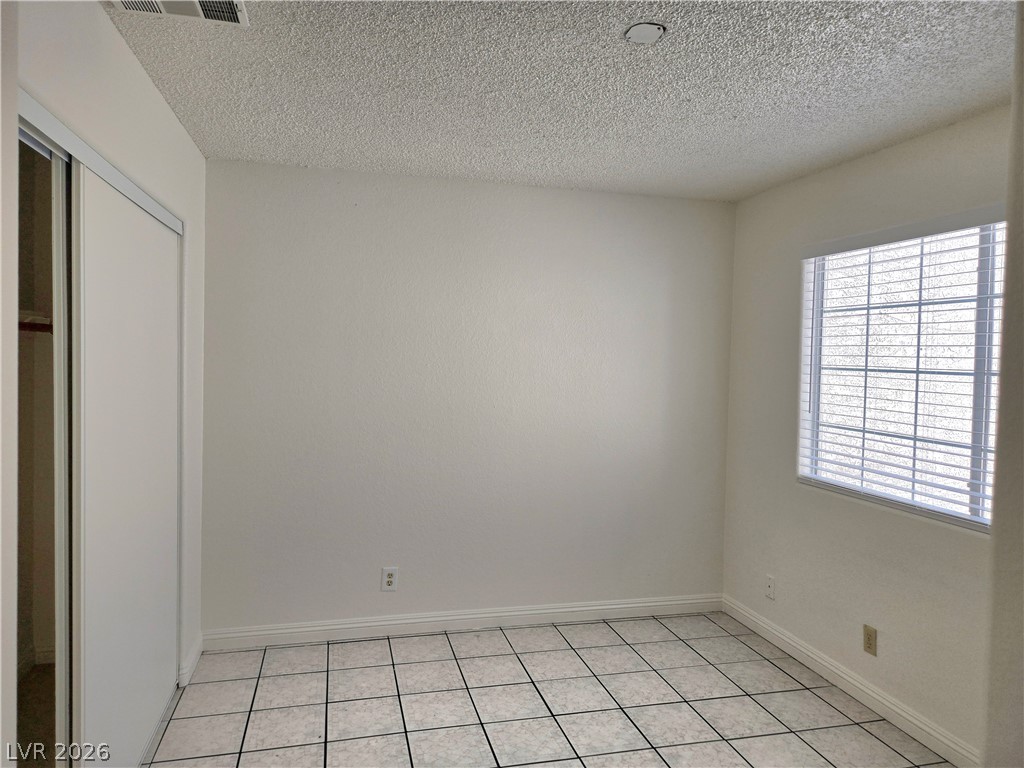 Photo 18 of 32, 1800 Edmond Street #145