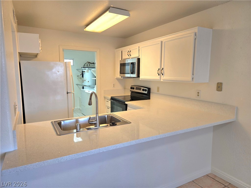 Photo 10 of 32, 1800 Edmond Street #145