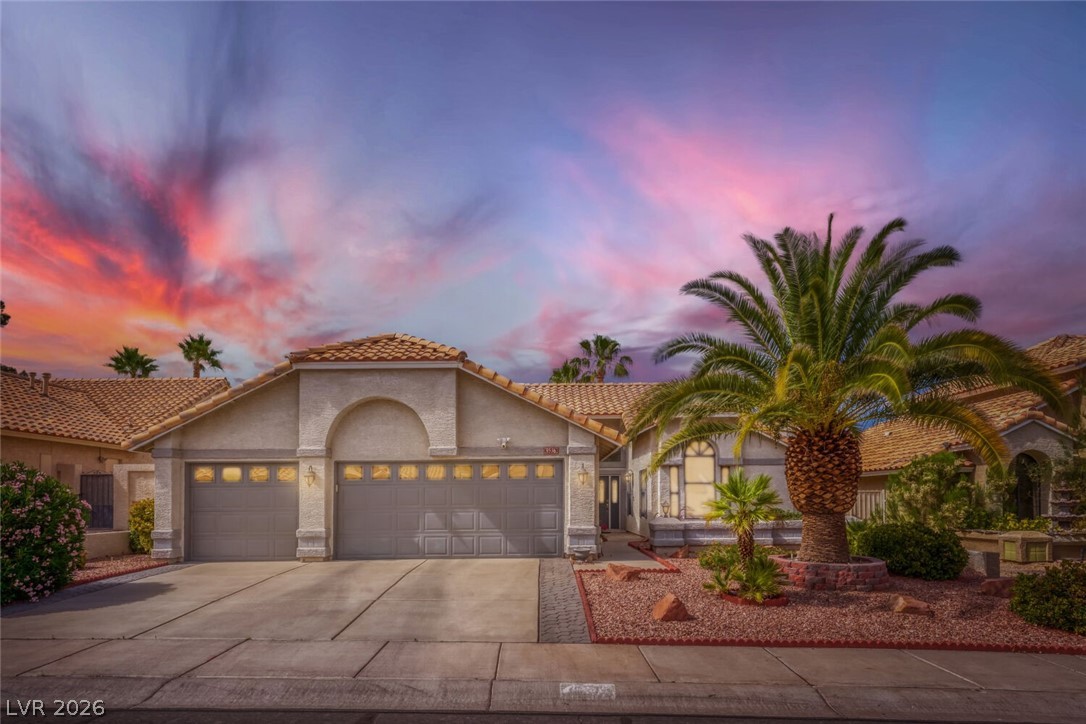 9536 Cliff View Way, Las Vegas 89117