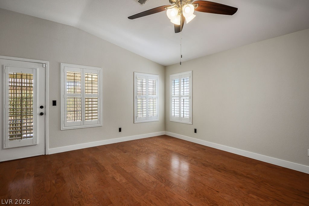 Photo 9 of 32, 4824 Lawnwood Court