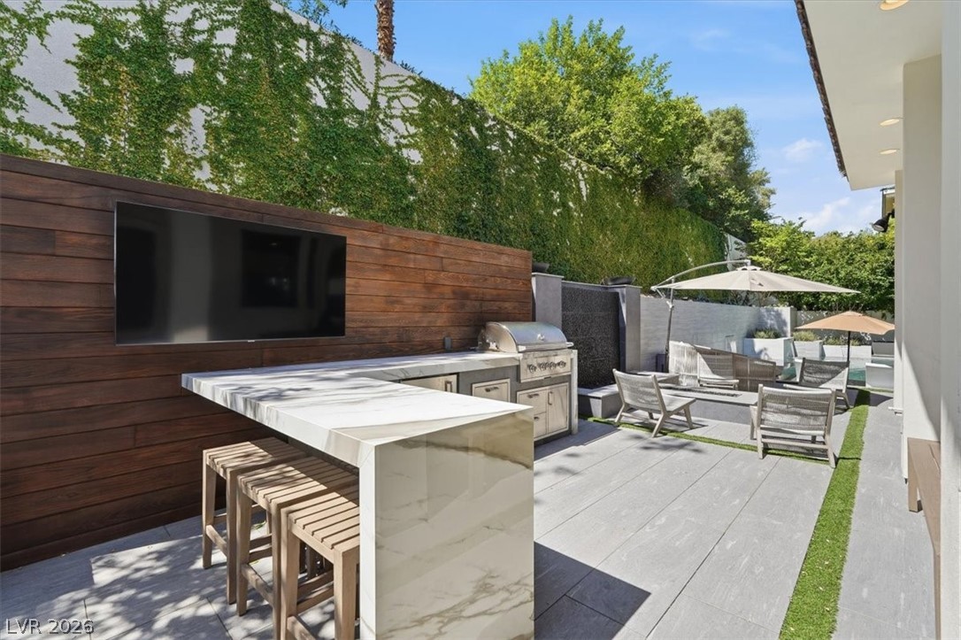 Photo 15 of 54, 2257 Coral Ridge Avenue