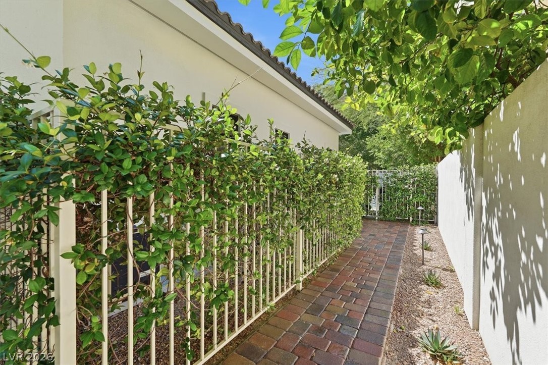 Photo 51 of 54, 2257 Coral Ridge Avenue