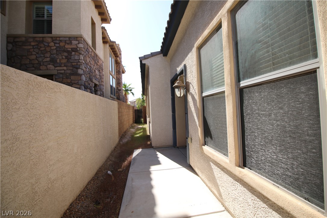 Photo 4 of 953 Via Stellato Street