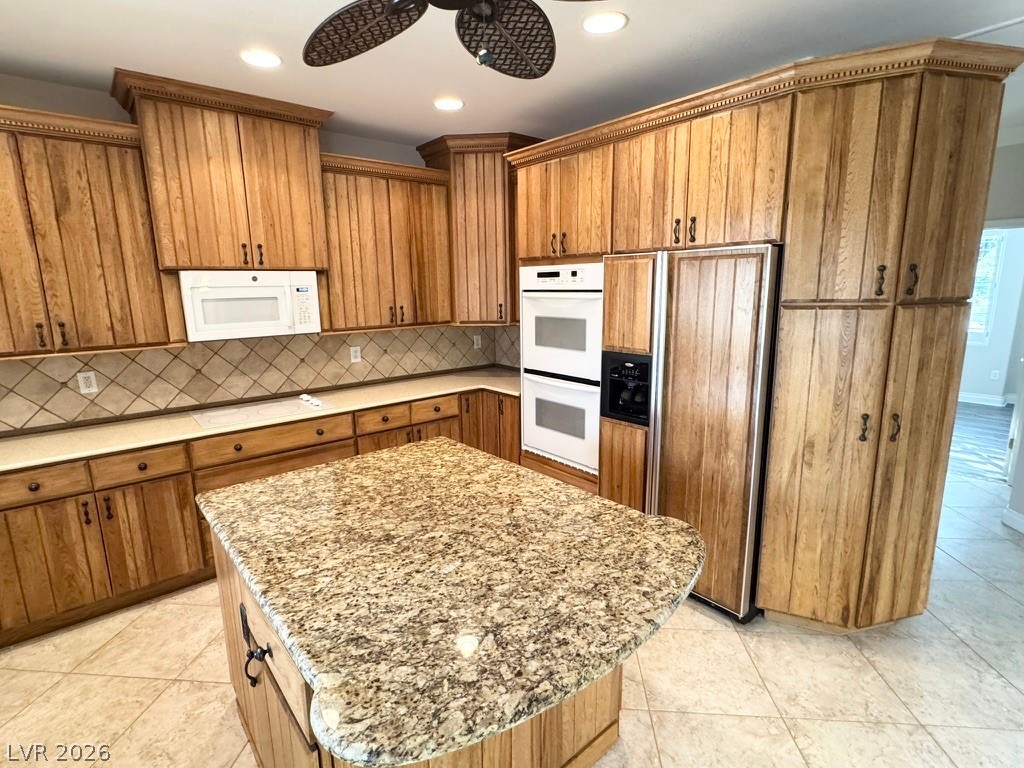 Photo 16 of 28, 3005 Walnut Park Court