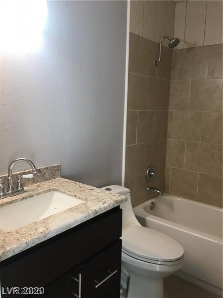 Photo 6 of 16, 4622 Tracylynn Lane