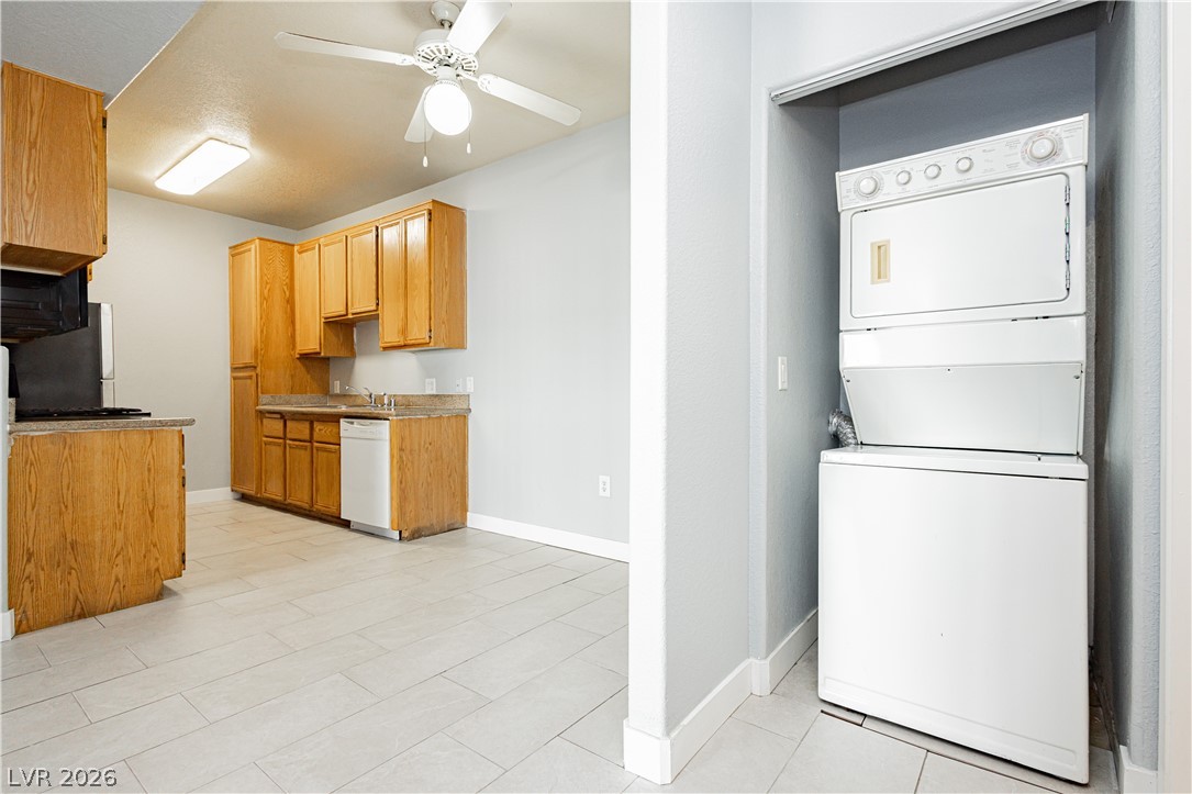 Photo 19 of 36, 3318 DECATUR Boulevard #1082