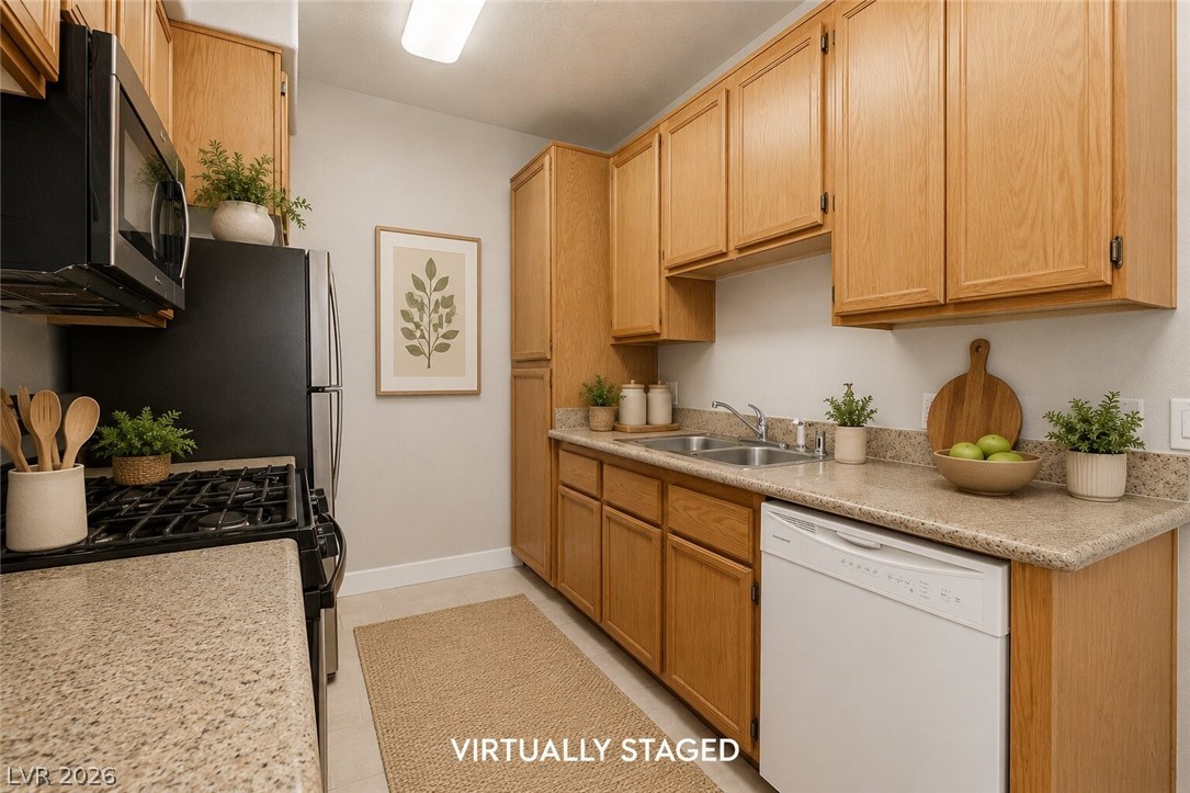 Photo 5 of 3318 DECATUR Boulevard #1082