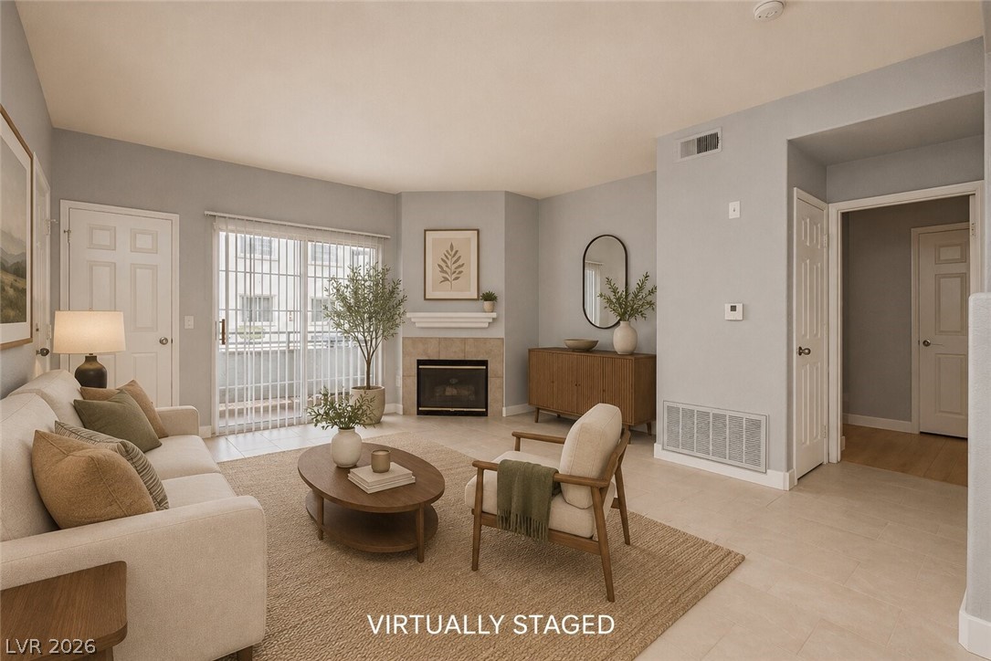 Photo 8 of 36, 3318 DECATUR Boulevard #1082