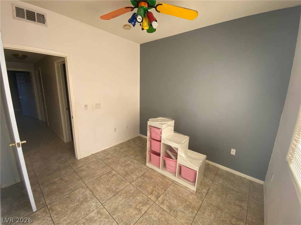 Photo 16 of 24, 1050 E Cactus Avenue #1080