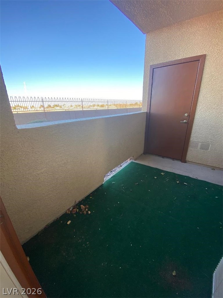 Photo 19 of 24, 1050 E Cactus Avenue #1080
