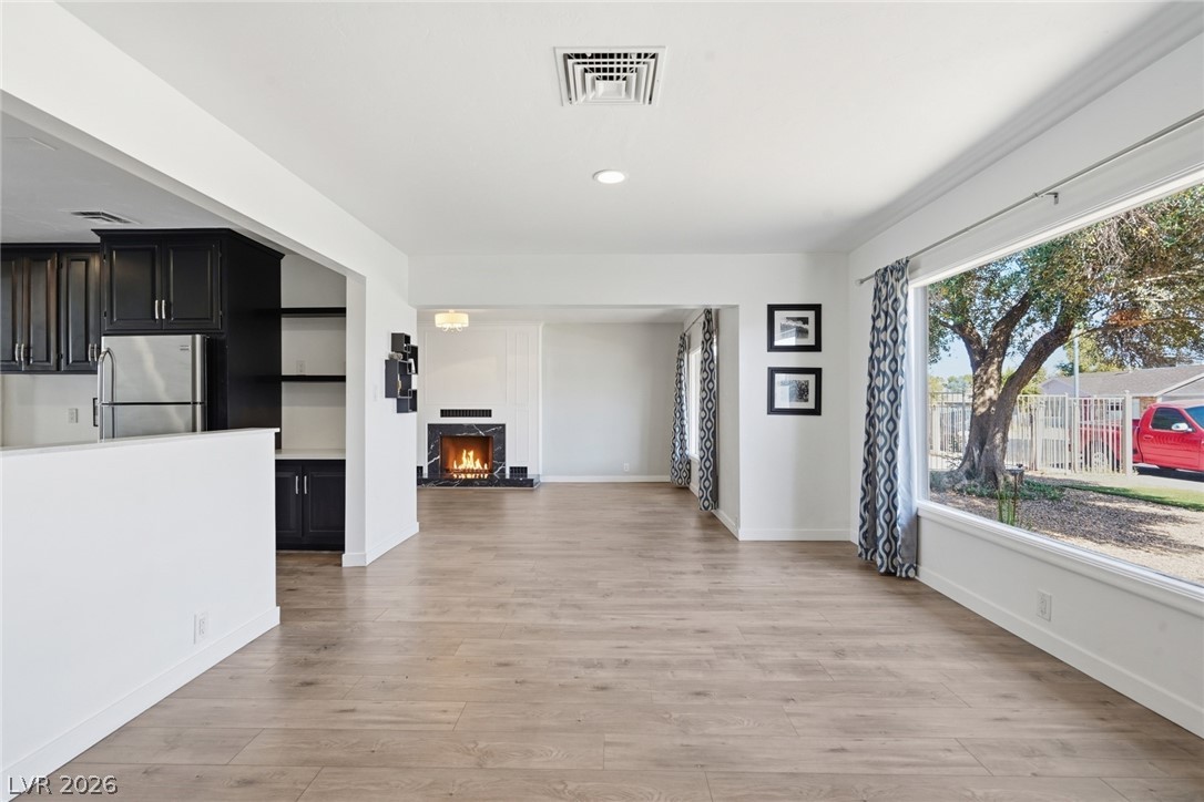 Photo 7 of 63, 909 Canosa Avenue