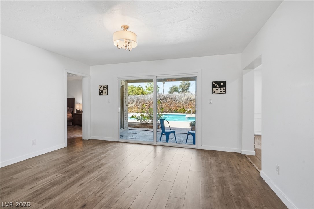 Photo 32 of 63, 909 Canosa Avenue
