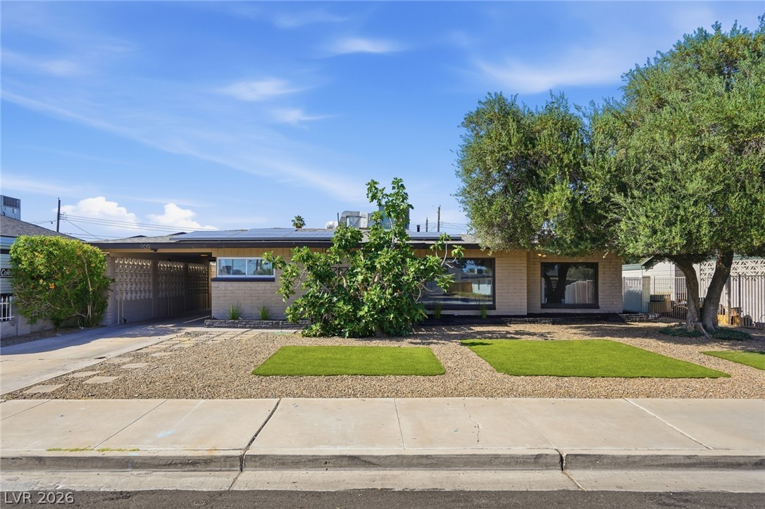 Photo 56 of 63, 909 Canosa Avenue