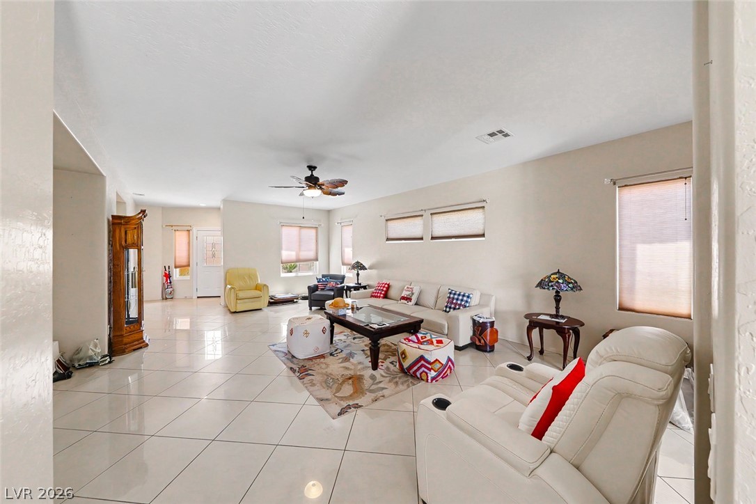 Photo 3 of 2632 Lochleven Way