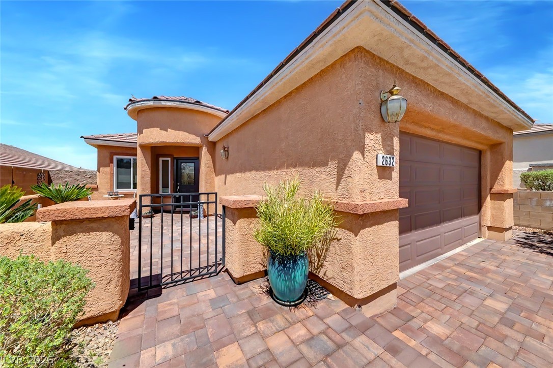 Photo 2 of 2632 Lochleven Way