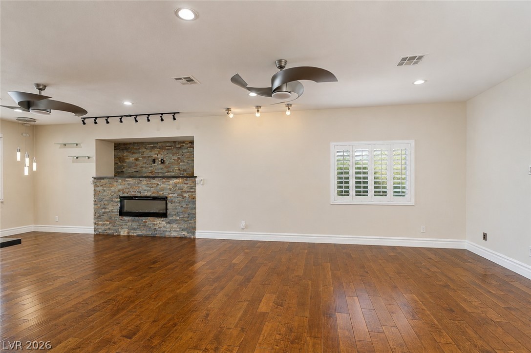 Photo 16 of 53, 9592 Camino Capistrano Lane