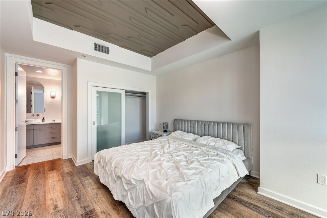 Photo 11 of 27, 4575 Dean Martin Drive #805