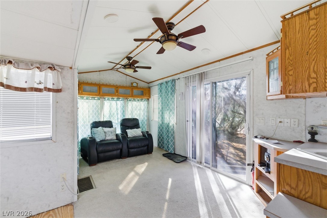 Photo 21 of 33, 3805 W Amargosa Farm Road