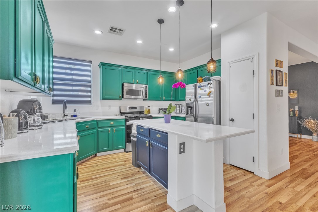 Photo 11 of 46, 9177 Dazzle Accent Court