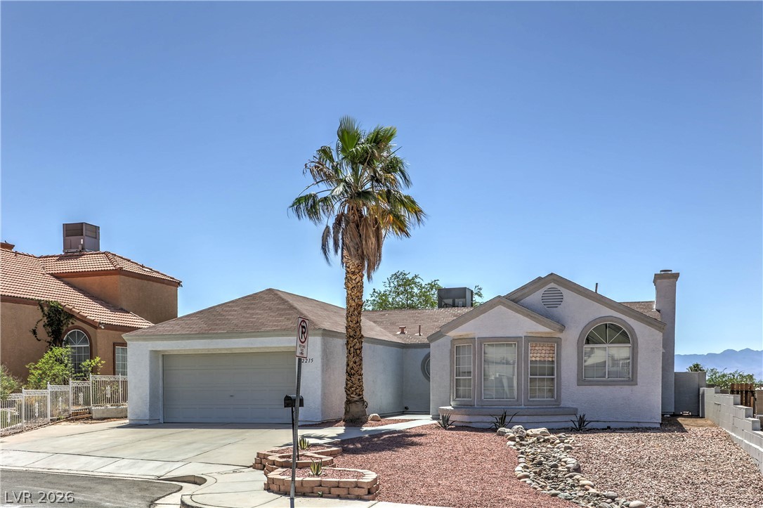 2215 Little River Court, Las Vegas