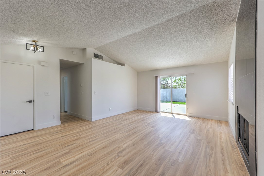 Photo 6 of 36, 2215 Little River Court
