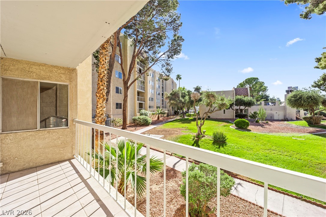 750 S Royal Crest Circle #312, Las Vegas 89169