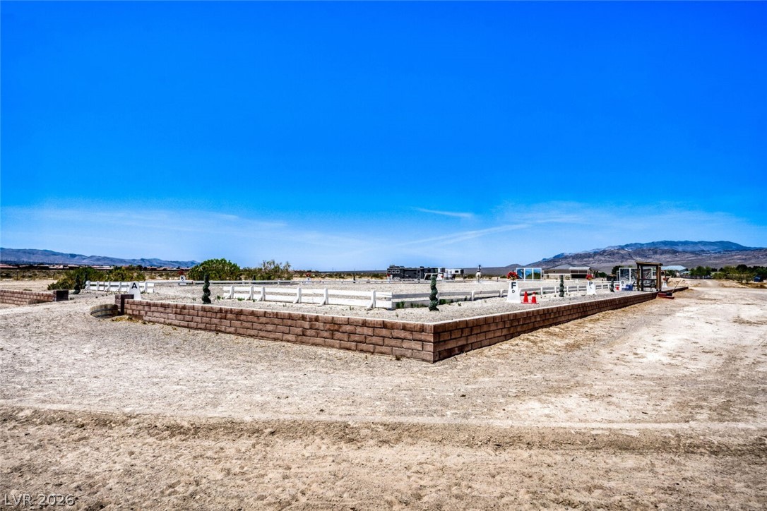 Photo 6 of 11, 2 Acres Horse & Torrey Pines