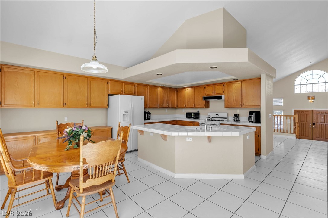 Photo 10 of 53, 7425 Enchanted Hills Court
