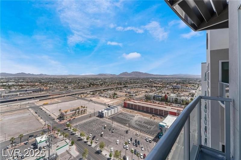 Photo 35 of 40, 150 Las Vegas Boulevard #2512