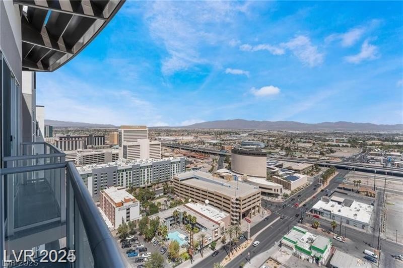 Photo 38 of 40, 150 Las Vegas Boulevard #2512