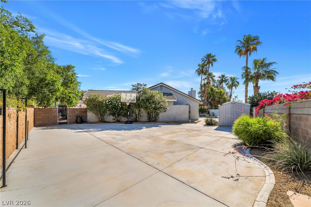 Photo 41 of 46, 3181 Shadow Bluff Avenue