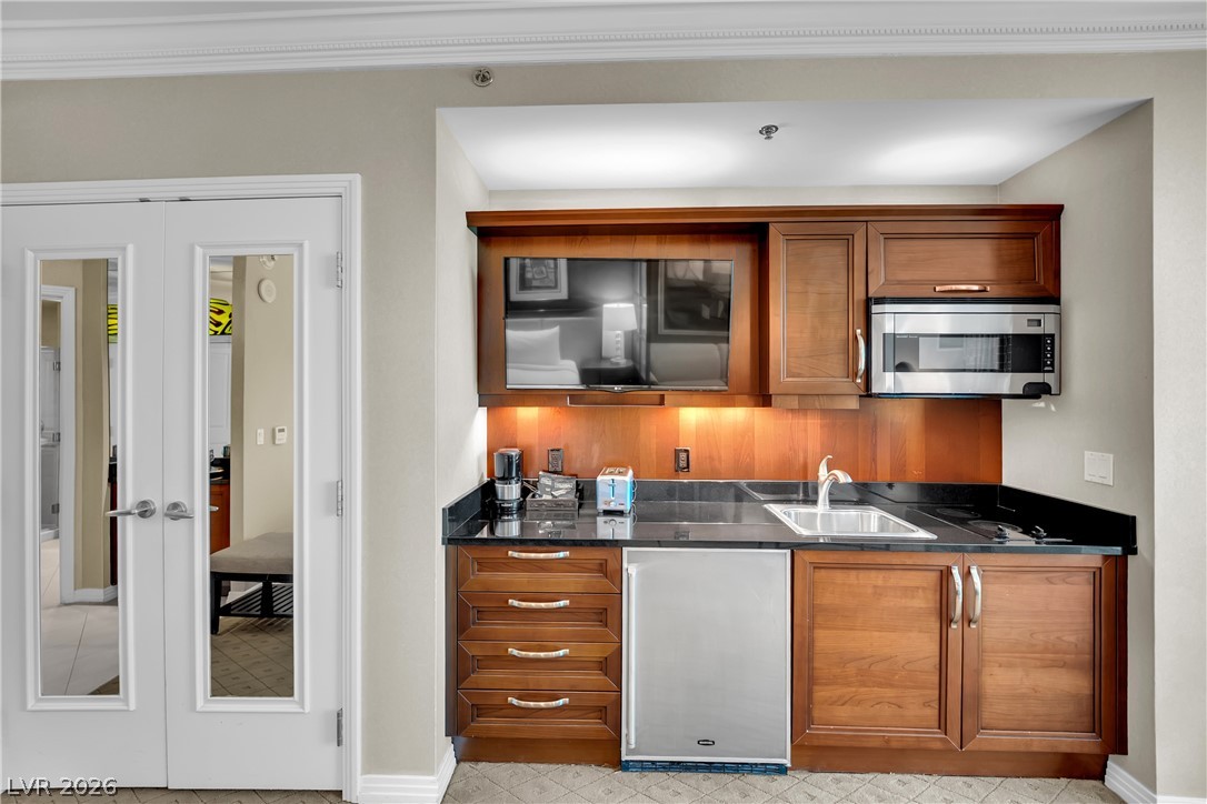 Photo 22 of 58, 125 E Harmon Avenue #2311