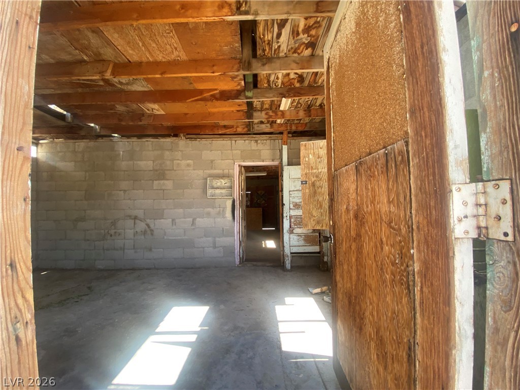 Photo 10 of 11, 701 3rd Street