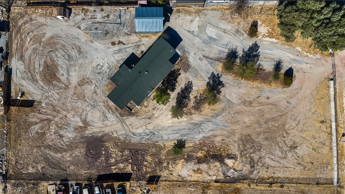 Photo 5 of 1301 E Manse Road