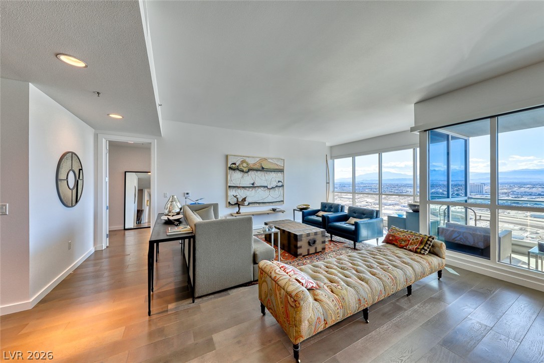 Photo 9 of 44, 4525 Dean Martin Drive #2806