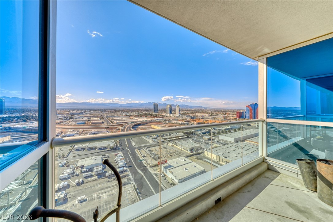 Photo 24 of 44, 4525 Dean Martin Drive #2806