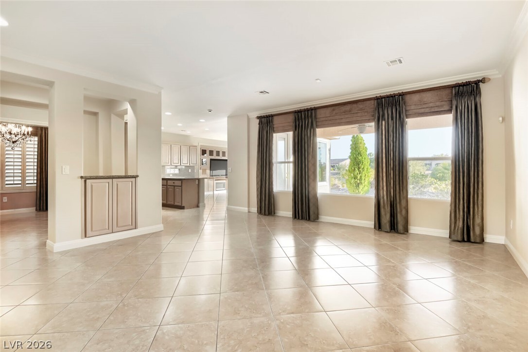 Photo 4 of 10448 PREMIA Place