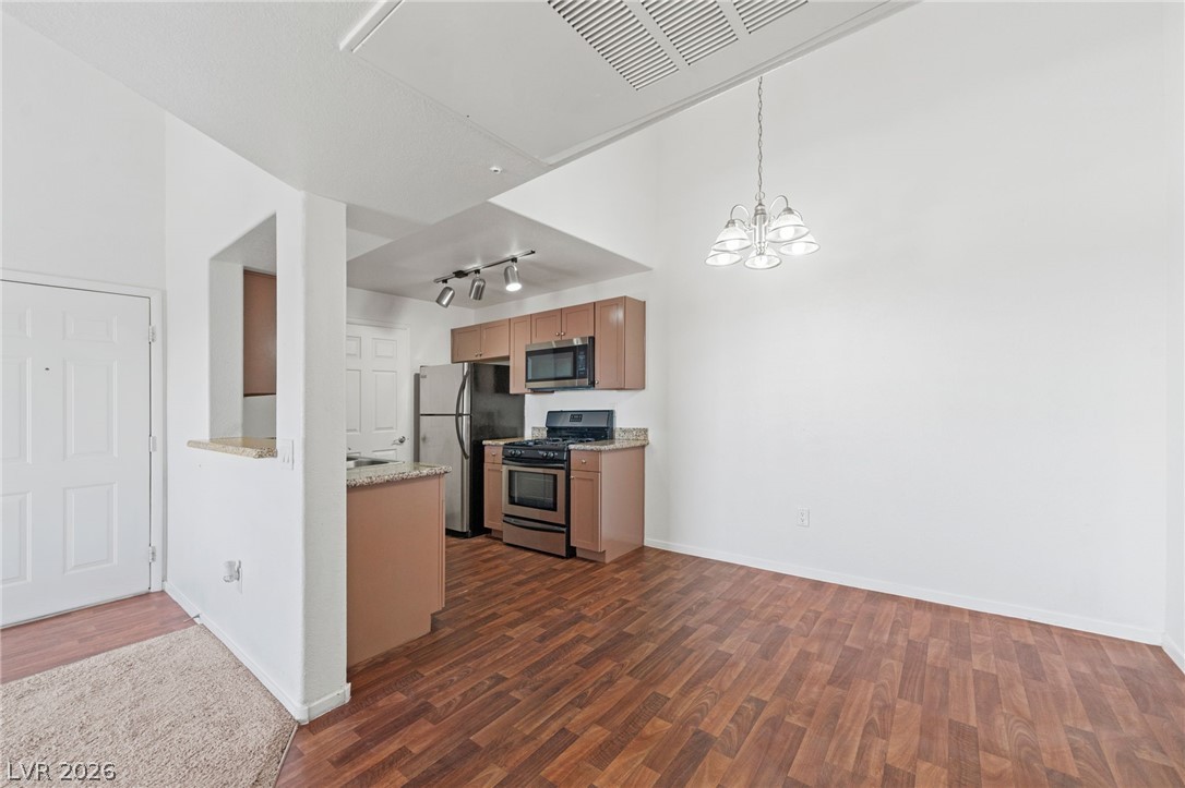 Photo 22 of 46, 2120 Ramrod Avenue #1026