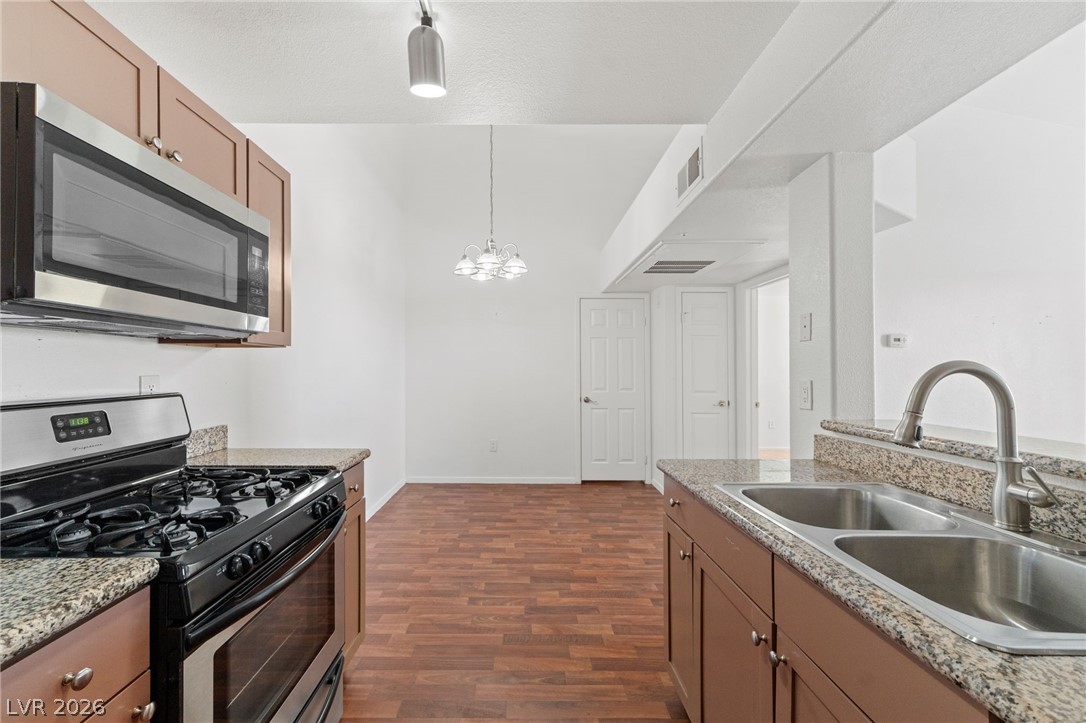 Photo 29 of 46, 2120 Ramrod Avenue #1026