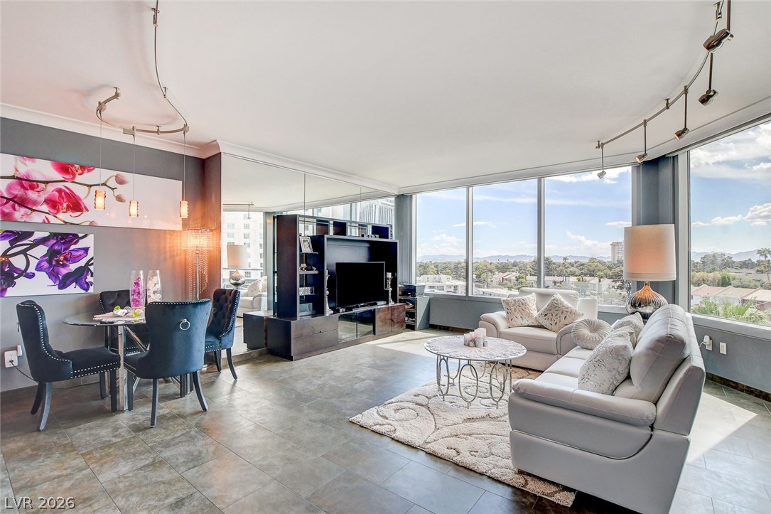 Photo 5 of 322 Karen Avenue #401