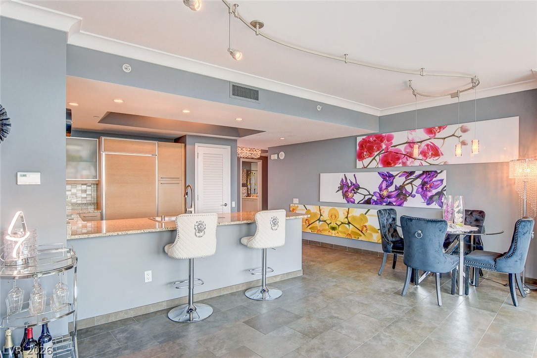 Photo 7 of 55, 322 Karen Avenue #401