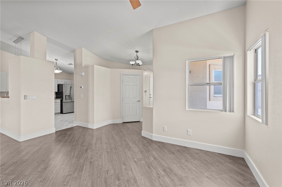 Photo 17 of 50, 3352 Kylemore Street #103