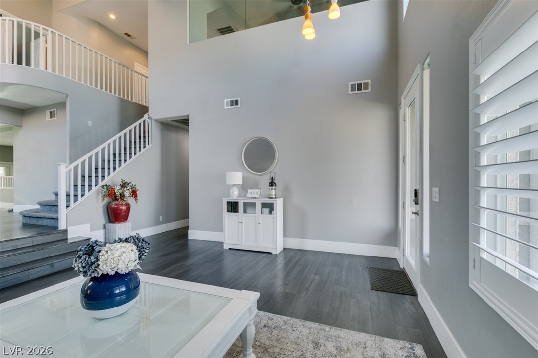 Photo 10 of 59, 512 Beaconwood Street