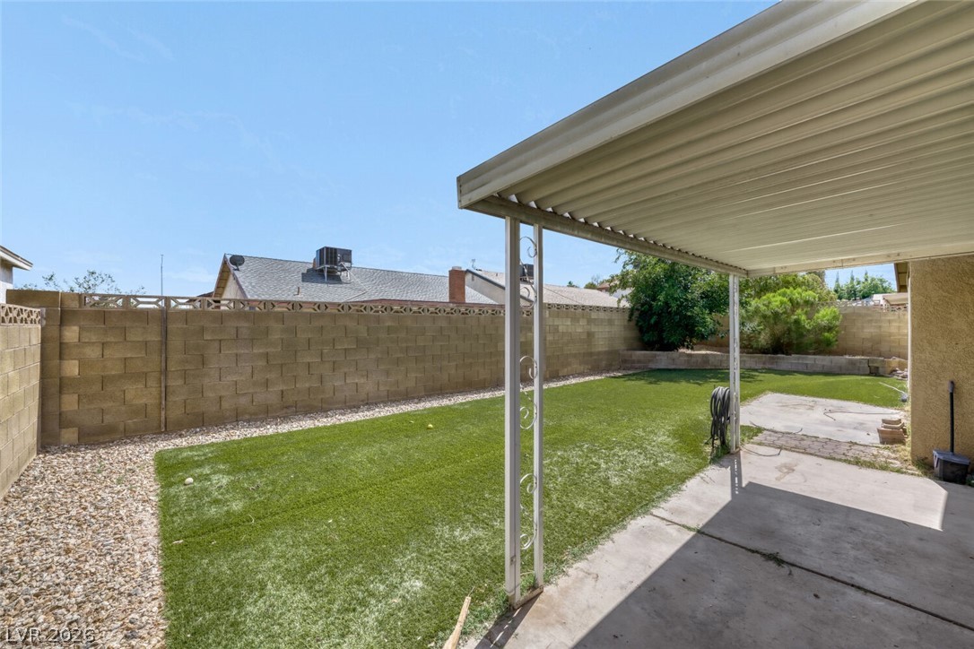 Photo 24 of 28, 7119 Montcliff Avenue
