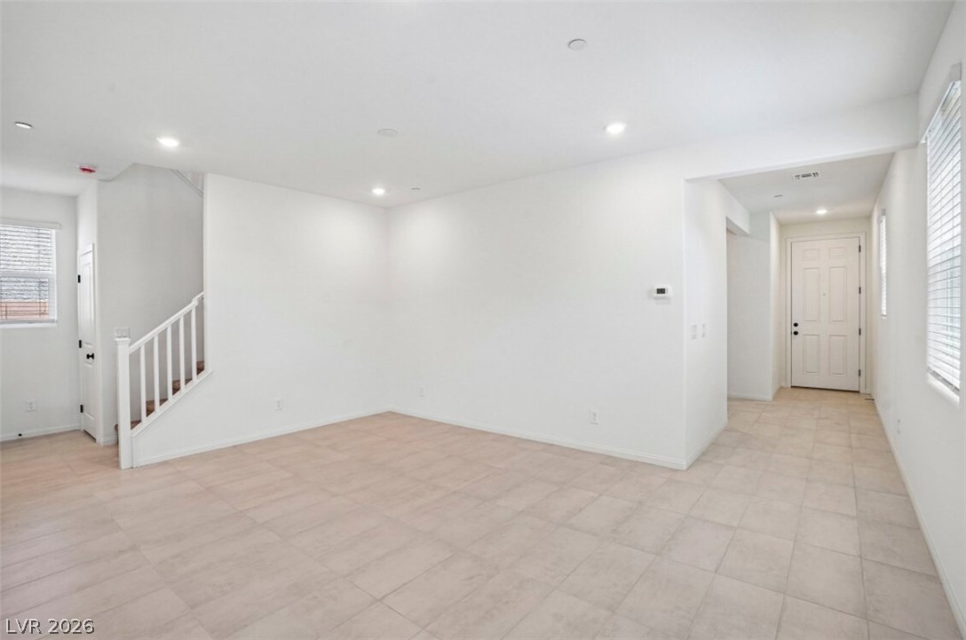 Photo 4 of 652 Tranquil Bay Court