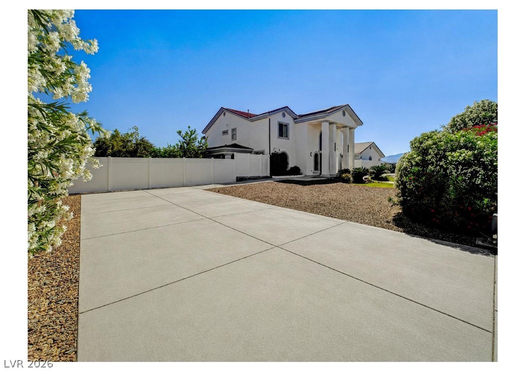 Photo 5 of 4005 W Richmar Avenue