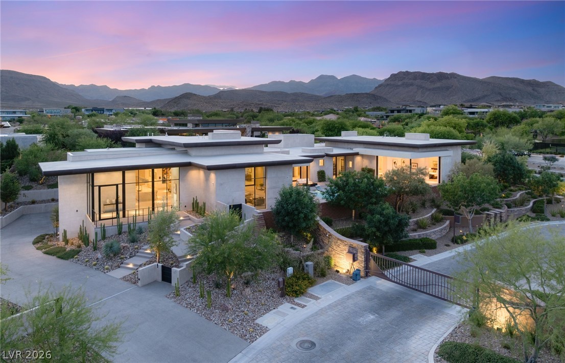 63 Midnight Sky Drive, Las Vegas 89135